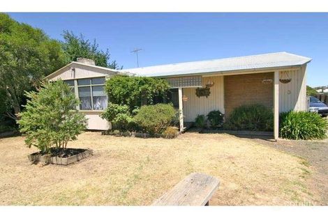 3 Steven Cres, Ararat, VIC 3377