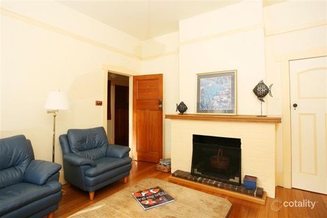 Property photo of 3 Beach Road Lindisfarne TAS 7015