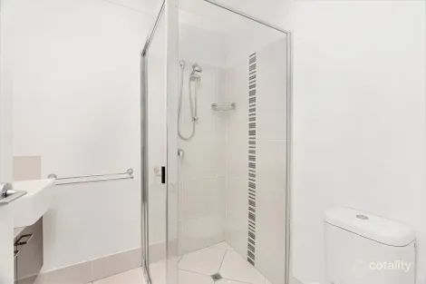 Property photo of 2/8 Hillcrest Street Emerald QLD 4720