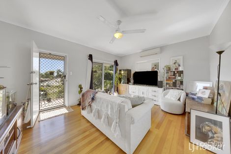 Property photo of 34 Flounder Crescent Toolooa QLD 4680