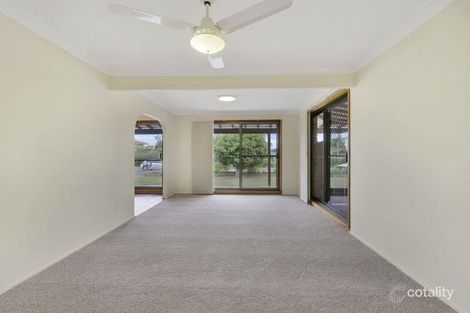 Property photo of 44 Estate Road Jamboree Heights QLD 4074