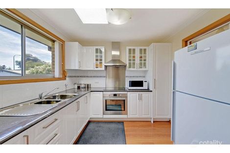 Property photo of 1/437 Oceana Drive Howrah TAS 7018