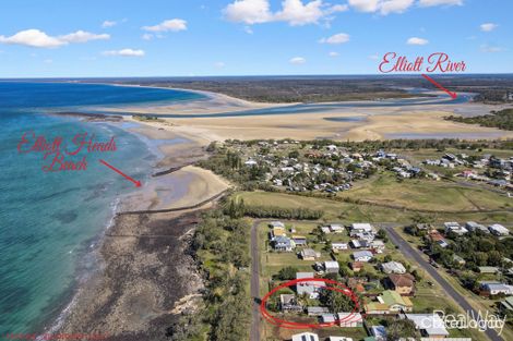 Property photo of 14 Esplanade Elliott Heads QLD 4670