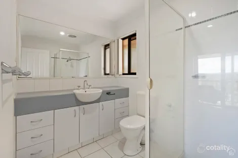 Property photo of 108 Darlington Drive Banora Point NSW 2486