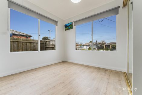 Property photo of 28 Pettitt Crescent Norlane VIC 3214