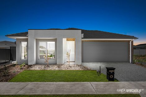 36 Hanover Cct, Melton South, VIC 3338