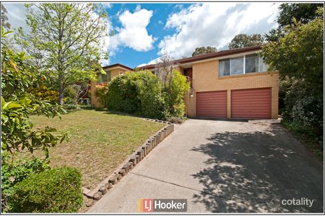 4 Bussell Cres, Cook, ACT 2614