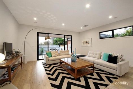 Property photo of 11B Bayview Street Bentleigh East VIC 3165