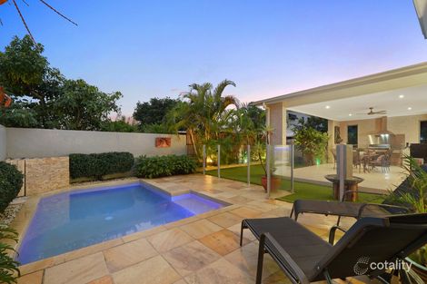 17 Mokera Ave, Palm Beach, QLD 4221