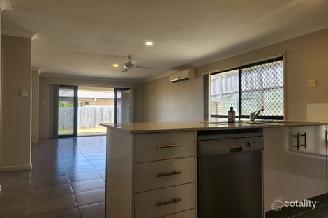 Property photo of 26 Aldgate Crescent Pacific Pines QLD 4211