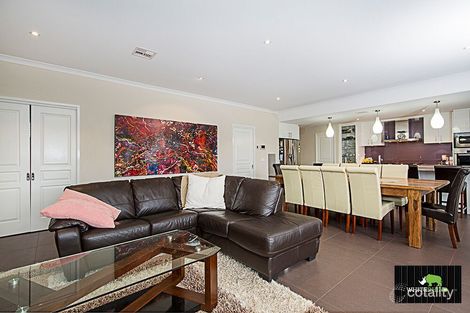 Property photo of 8 McGowan Crescent Googong NSW 2620