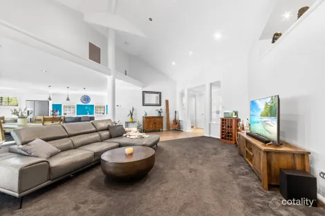 Property photo of 18 Glen Eagles Crescent Terrigal NSW 2260