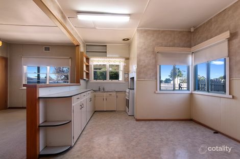 Property photo of 16 Raymond Street Stratford VIC 3862