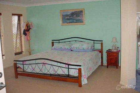 Property photo of 13 The Close Helensvale QLD 4212
