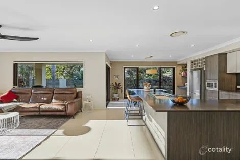 11 Lauren Cct, Brighton, QLD 4017