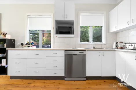 Property photo of 357 Durham Street West Bathurst NSW 2795