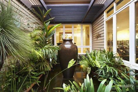 Property photo of 19 Wilson Street Glen Iris VIC 3146
