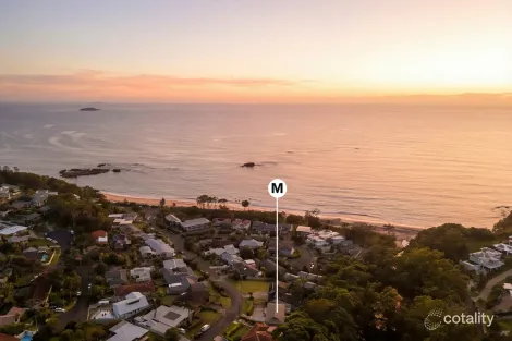 18 Sandy Beach Rd, Korora, NSW 2450