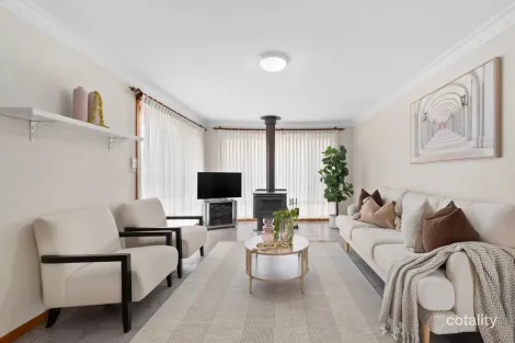 Property photo of 9 Glencoe Court Epping VIC 3076