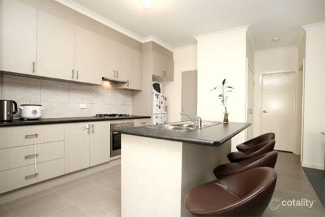 Property photo of 2/112-114 Cairns Road Hampton Park VIC 3976