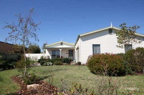 43 Country Club Dr, Safety Beach, VIC 3936