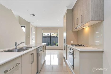 Property photo of 2/12 Nedland Crescent Port Noarlunga South SA 5167