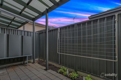 Property photo of 2/12 Nedland Crescent Port Noarlunga South SA 5167
