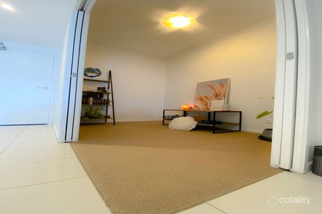 Property photo of 110/2 East Quay Drive Biggera Waters QLD 4216