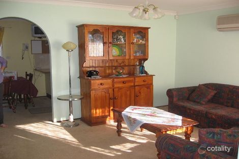 Property photo of 2 Orchid Close Colyton NSW 2760