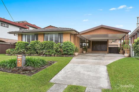 Property photo of 18 Duncan Street Balgownie NSW 2519