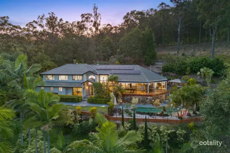 Property photo of 11 Windemere Drive Bonogin QLD 4213
