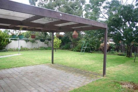Property photo of 4 Anna Court Sale VIC 3850