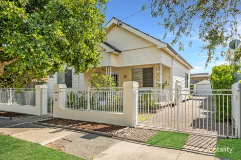 12 Turnbull St, The Junction, NSW 2291