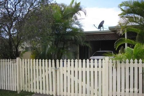 2 Longland St, Redcliffe, QLD 4020