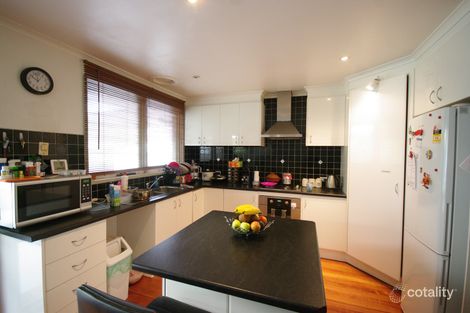 Property photo of 21 Ponto Court Endeavour Hills VIC 3802