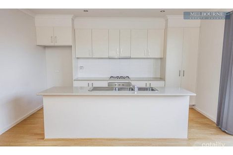 Property photo of 90 Newbury Boulevard Craigieburn VIC 3064