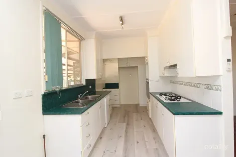 Property photo of 2 Wau Street Soldiers Hill QLD 4825