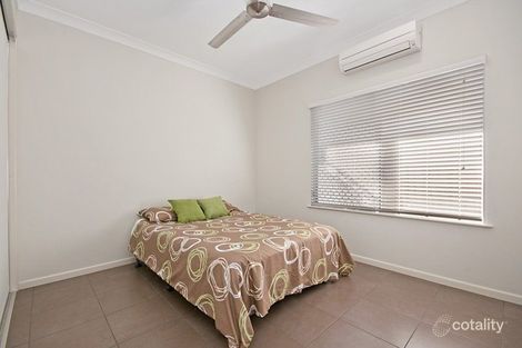 Property photo of 5 Icefire Quay Trinity Park QLD 4879