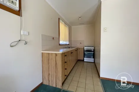 Property photo of 4/4 Ormond Avenue Maryborough VIC 3465