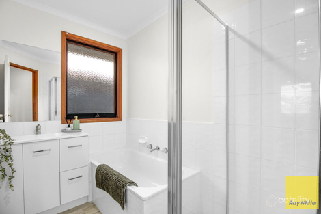 Property photo of 14 Rosedale Place Wyndham Vale VIC 3024