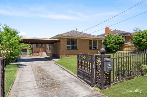 18 Tandara Ave, Doncaster, VIC 3108