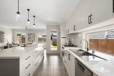 Property photo of 352 Richmond Road Cannon Hill QLD 4170