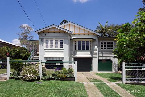 72 Fenton St, Fairfield, QLD 4103