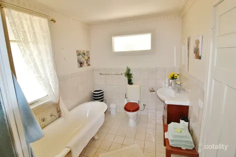 Property photo of 4 Unicorn Street Wagin WA 6315