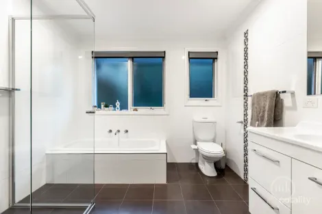 Property photo of 22 Zig Zag Road Eltham VIC 3095