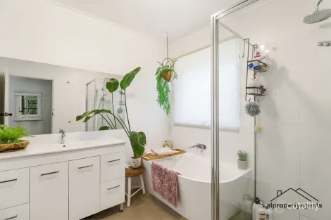 Property photo of 3 Buckley Street Horsham VIC 3400