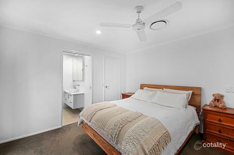 Property photo of 17 Lurnea Crescent Mountain Creek QLD 4557