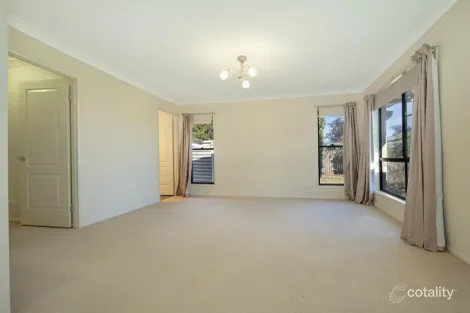 Property photo of 13 Honeyeater Drive Highfields QLD 4352