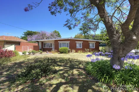 7 Sussex Rd, Forrestfield, WA 6058