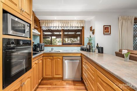 Property photo of 1 Pepper Court Wattle Glen VIC 3096